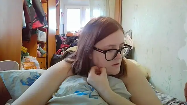 Snapshot of DesireMelissa chatting on November 20, 5:29 am DesireMelissa online show from November 20, 5:29 am