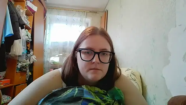 Snapshot of DesireMelissa chatting on December 1, 9:14 am DesireMelissa online show from December 1, 9:14 am