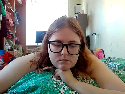 Snapshot of DesireMelissa chatting on July 1, 4:47 am DesireMelissa online show from July 1, 4:47 am