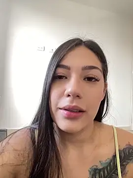 Latina vanessa online show from October 9, 2:15 pm