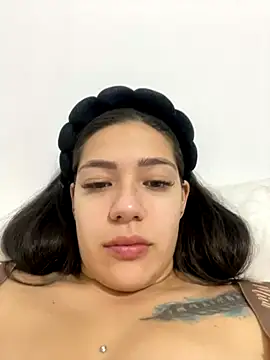 Latina vanessa online show from October 31, 4:13 am