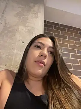 Snapshot of Latina_vanessa chatting on July 27, 10:28 pm Latina vanessa online show from July 27, 10:28 pm
