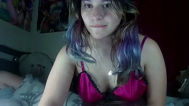 Snapshot of Elith_20 chatting on January 20, 5:37 am Elith 20 online show from January 20, 5:37 am