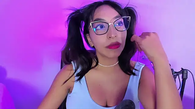 Leticia brownn1 online show from September 11, 7:14 pm