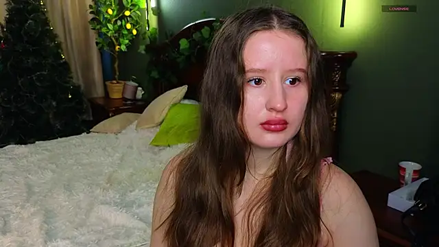 SquirtBabee online show from February 19, 2:02 pm