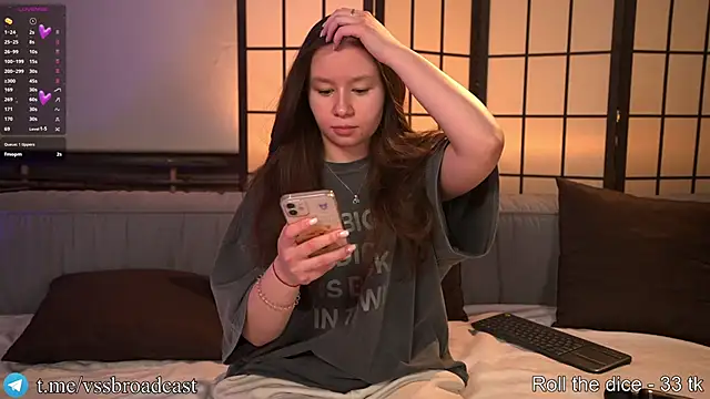 Snapshot of stayin_alive_ chatting on December 18, 9:29 pm stayin alive online show from December 18, 9:29 pm