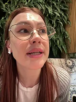 RinaCat online show from December 21, 8:18 am