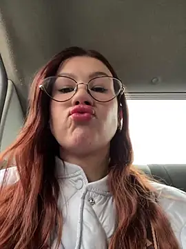 RinaCat online show from January 4, 5:16 am