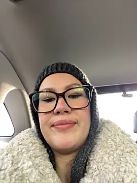 RinaCat online show from February 1, 5:28 am