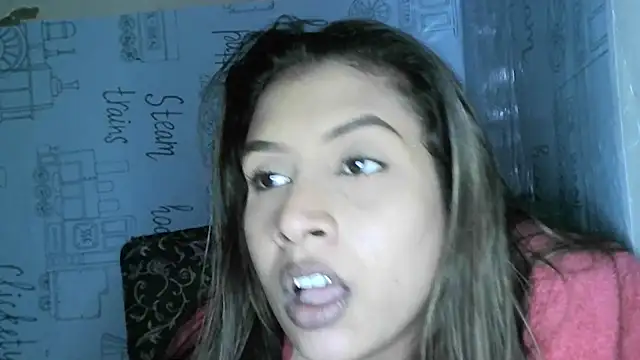 Snapshot of Sizzling_Hot22 chatting on June 18, 7:29 pm Sizzling Hot22 online show from June 18, 7:29 pm