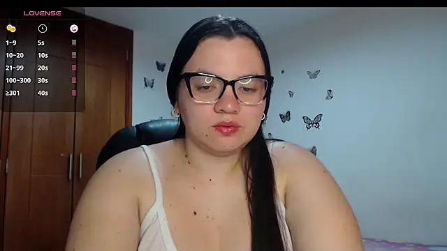 Sarahros1 online show from November 27, 4:14 am