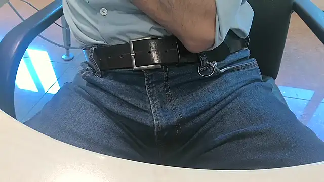 alessandroman2114 online show from April 23, 4:20 pm