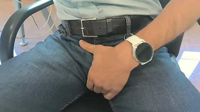 alessandroman2114 online show from April 24, 10:28 am