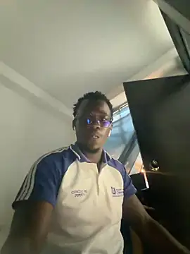  Lowmaypalacios online show from March 28, 10:20 pm