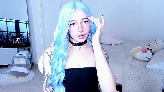 Snapshot of KloeKing__ chatting on October 8, 3:31 pm KloeKing online show from October 8, 3:31 pm