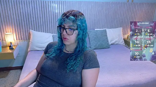 Eli666uwu online show from April 1, 10:27 am