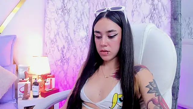 Snapshot of Athziry_ chatting on January 30, 9:25 pm Athziry online show from January 30, 9:25 pm