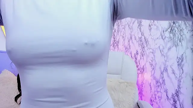 Snapshot of Athziry_ chatting on February 1, 9:54 am Athziry online show from February 1, 9:54 am