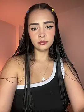 Snapshot of soy_paulina chatting on February 6, 3:33 am soy paulina online show from February 6, 3:33 am