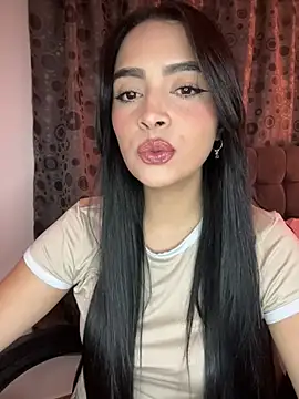 Snapshot of soy_paulina chatting on February 19, 4:08 am soy paulina online show from February 19, 4:08 am
