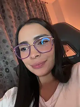 Snapshot of soy_paulina chatting on February 20, 6:26 am soy paulina online show from February 20, 6:26 am