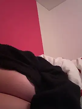 Snapshot of lapute88 chatting on November 18, 6:34 pm lapute88 online show from November 18, 6:34 pm