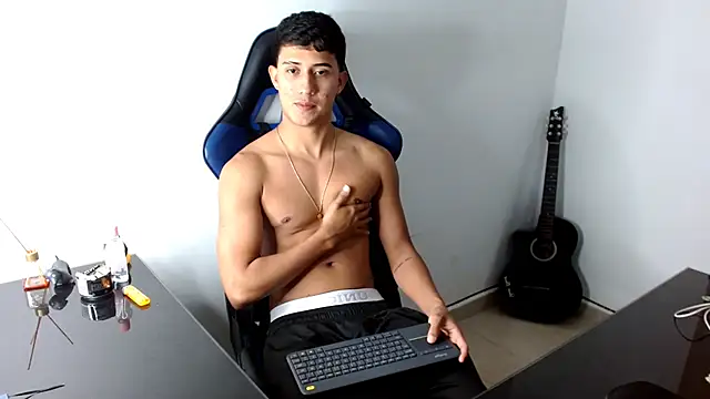 Snapshot of Juan_da01 chatting on January 27, 3:37 am Juan da01 online show from January 27, 3:37 am