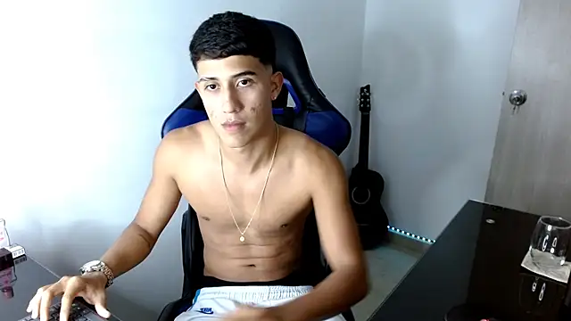 Snapshot of Juan_da01 chatting on February 22, 12:38 am Juan da01 online show from February 22, 12:38 am