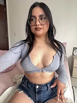 Snapshot of montmariana chatting on July 12, 5:48 pm montmariana online show from July 12, 5:48 pm