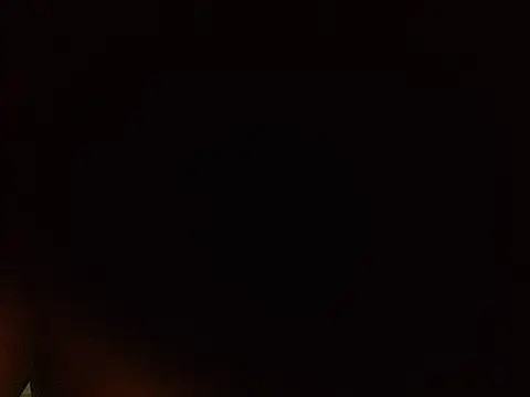 Snapshot of curvycloe1 chatting on March 2, 8:05 am curvycloe1 online show from March 2, 8:05 am