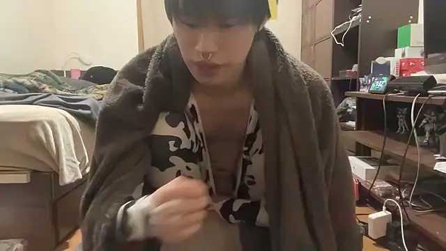 Snapshot of nihs1 chatting on February 19, 4:33 pm nihs1 online show from February 19, 4:33 pm