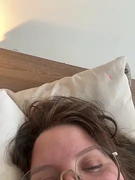 Gabiwaifu online show from February 12, 7:09 pm