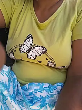 Snapshot of Priya_Bong chatting on September 28, 9:25 am Priya Bong online show from September 28, 9:25 am