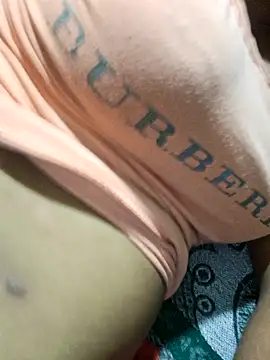 Snapshot of Priya_Bong chatting on September 29, 2:11 pm Priya Bong online show from September 29, 2:11 pm