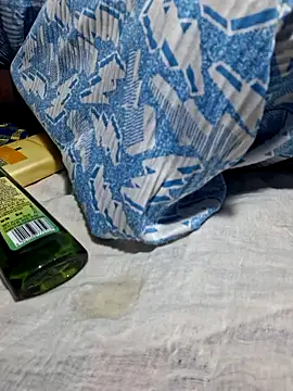 Snapshot of Priya_Bong chatting on October 21, 5:57 pm Priya Bong online show from October 21, 5:57 pm