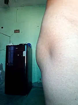 Snapshot of Priya_Bong chatting on November 16, 6:52 am Priya Bong online show from November 16, 6:52 am