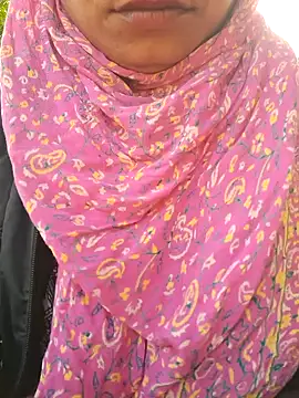 Snapshot of Priya_Bong chatting on November 24, 3:06 am Priya Bong online show from November 24, 3:06 am