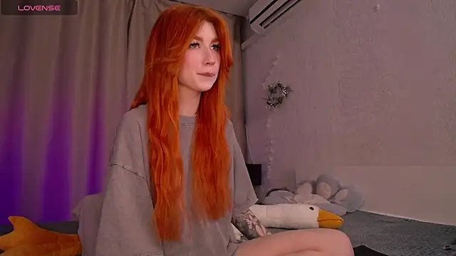 Snapshot of Evaa_Moonn_ chatting on January 22, 8:18 am Evaa Moonn online show from January 22, 8:18 am