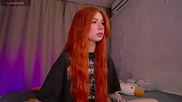 Snapshot of Evaa_Moonn_ chatting on March 9, 11:35 pm Evaa Moonn online show from March 9, 11:35 pm