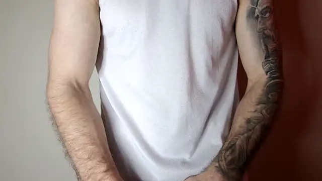 Snapshot of Kenner_fox77 chatting on March 8, 10:24 pm Kenner fox77 online show from March 8, 10:24 pm