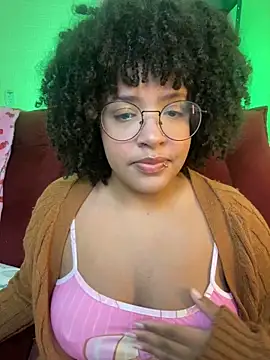 Snapshot of 99_Lilith chatting on June 23, 12:19 am 99 Lilith online show from June 23, 12:19 am