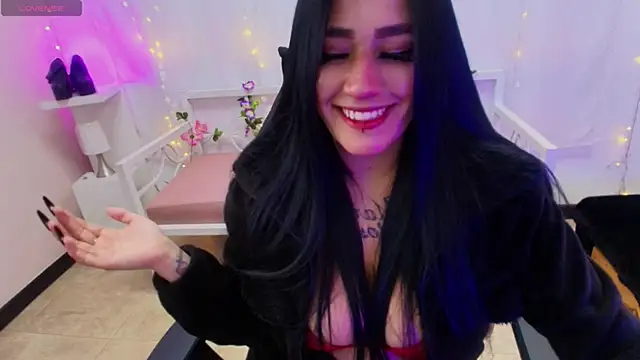 Snapshot of chica_Hetfield chatting on January 24, 5:42 pm chica Hetfield online show from January 24, 5:42 pm