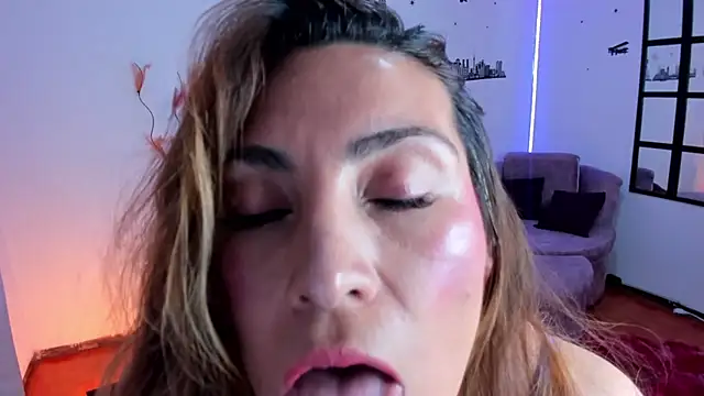 Elizabeth taylor b online show from March 11, 11:22 pm