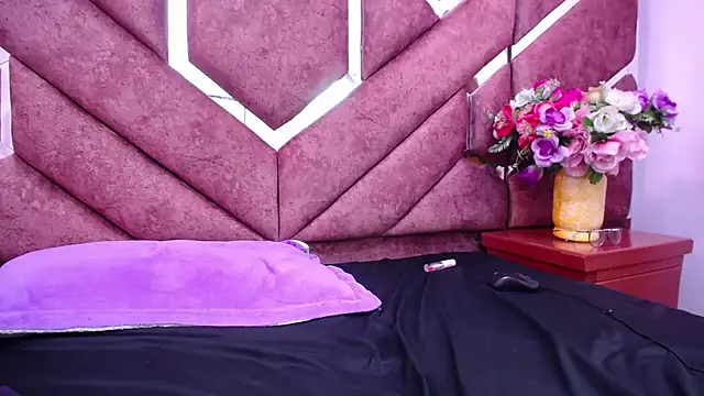 Snapshot of milly_print chatting on December 20, 9:00 am milly print online show from December 20, 9:00 am