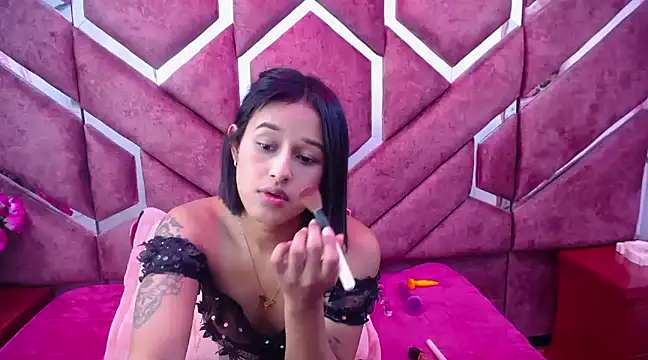 Snapshot of milly_print chatting on March 1, 6:03 am milly print online show from March 1, 6:03 am