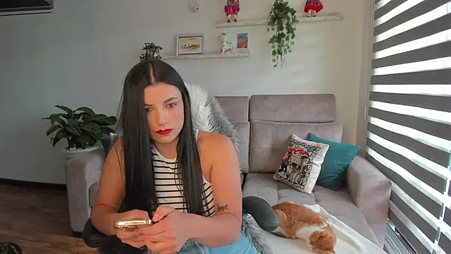 Snapshot of Arya_33 chatting on January 14, 9:41 pm Arya 33 online show from January 14, 9:41 pm