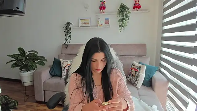 Snapshot of Arya_33 chatting on January 17, 6:02 pm Arya 33 online show from January 17, 6:02 pm