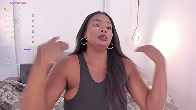 Snapshot of _huge_boobs_ebony chatting on March 20, 7:35 pm huge boobs ebony online show from March 20, 7:35 pm