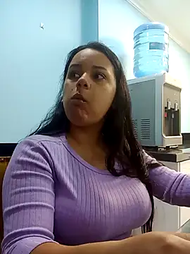  Miaaleon online show from February 25, 1:06 pm