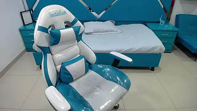  Miaaleon online show from February 26, 1:19 pm